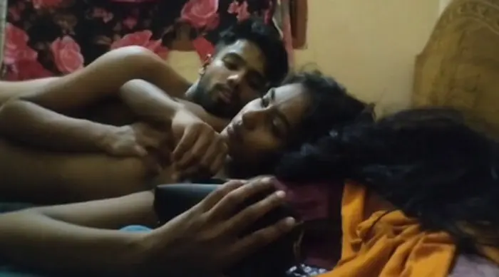Desi Teen Lovers Fucking Hard in Missionary on Bed Video